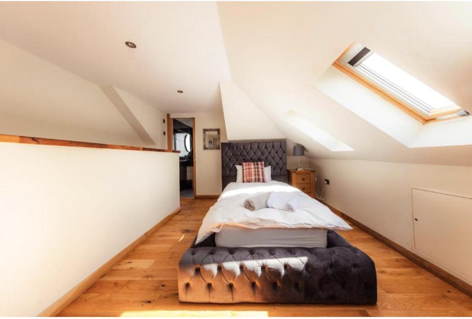 Luxury Cottage With Stunning Views Near Fairy Pools - School House 3 Карбост Екстер'єр фото