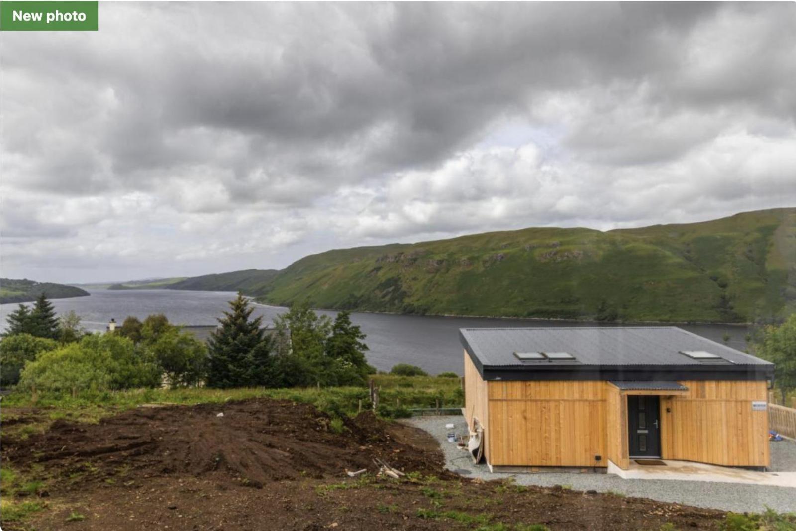 Luxury Cottage With Stunning Views Near Fairy Pools - School House 3 Карбост Екстер'єр фото