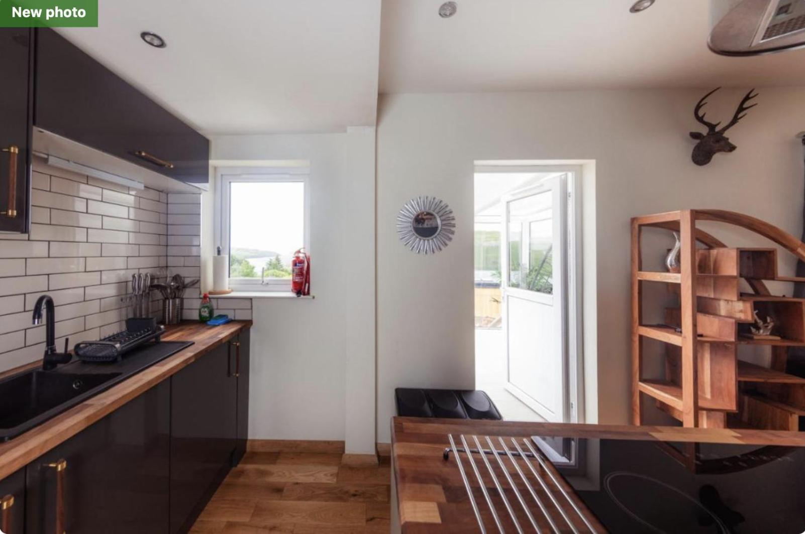 Luxury Cottage With Stunning Views Near Fairy Pools - School House 3 Карбост Екстер'єр фото