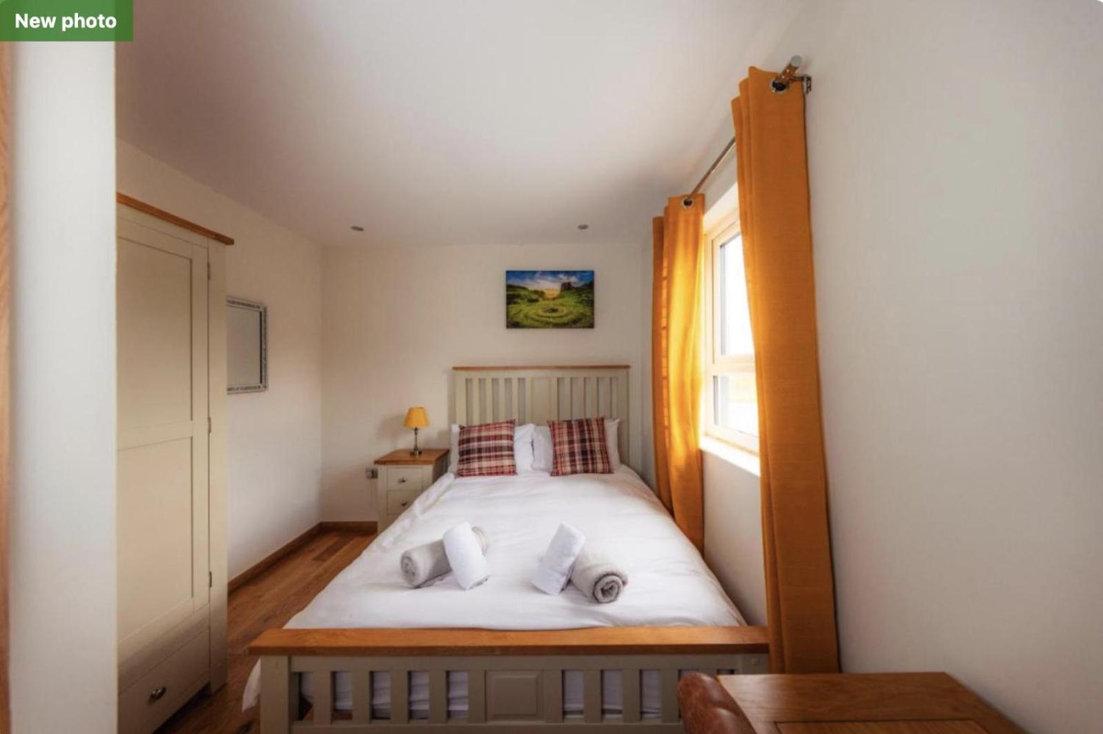 Luxury Cottage With Stunning Views Near Fairy Pools - School House 3 Карбост Екстер'єр фото